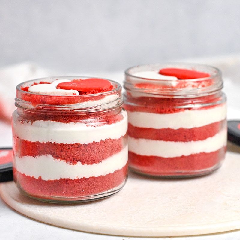 Velvety Hearty Jar Cakes