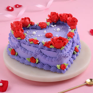 Vintage Rose Heart Chocolate Cake