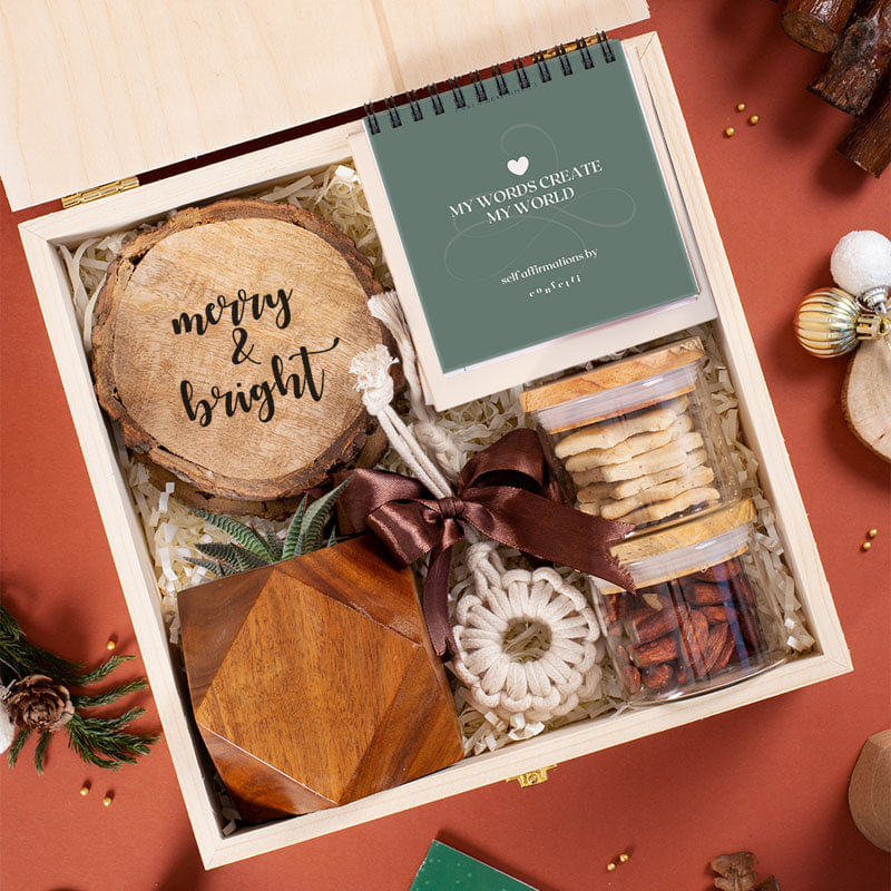 Merry N Bright Christmas Hamper