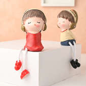 Kissing Love Couple Doll - Cute Valentines Day Gift