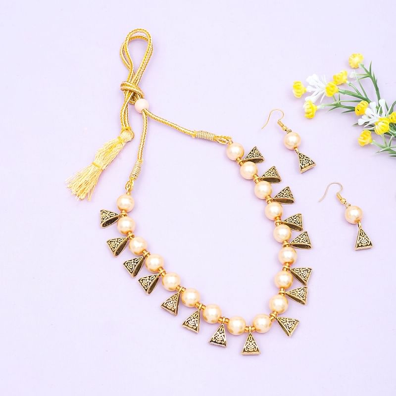 White & Gold-Plated Pearl Jewellery Set