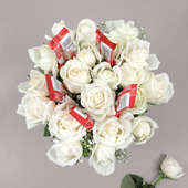 Arrangement of 20 White Roses with 5 Nestle KitKat Chocolate