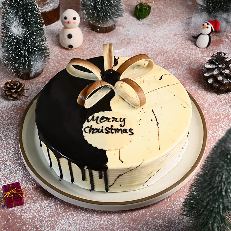 Choco Vanilla Cake Christmas Delight