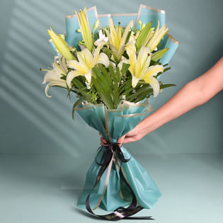 White Lily Magic