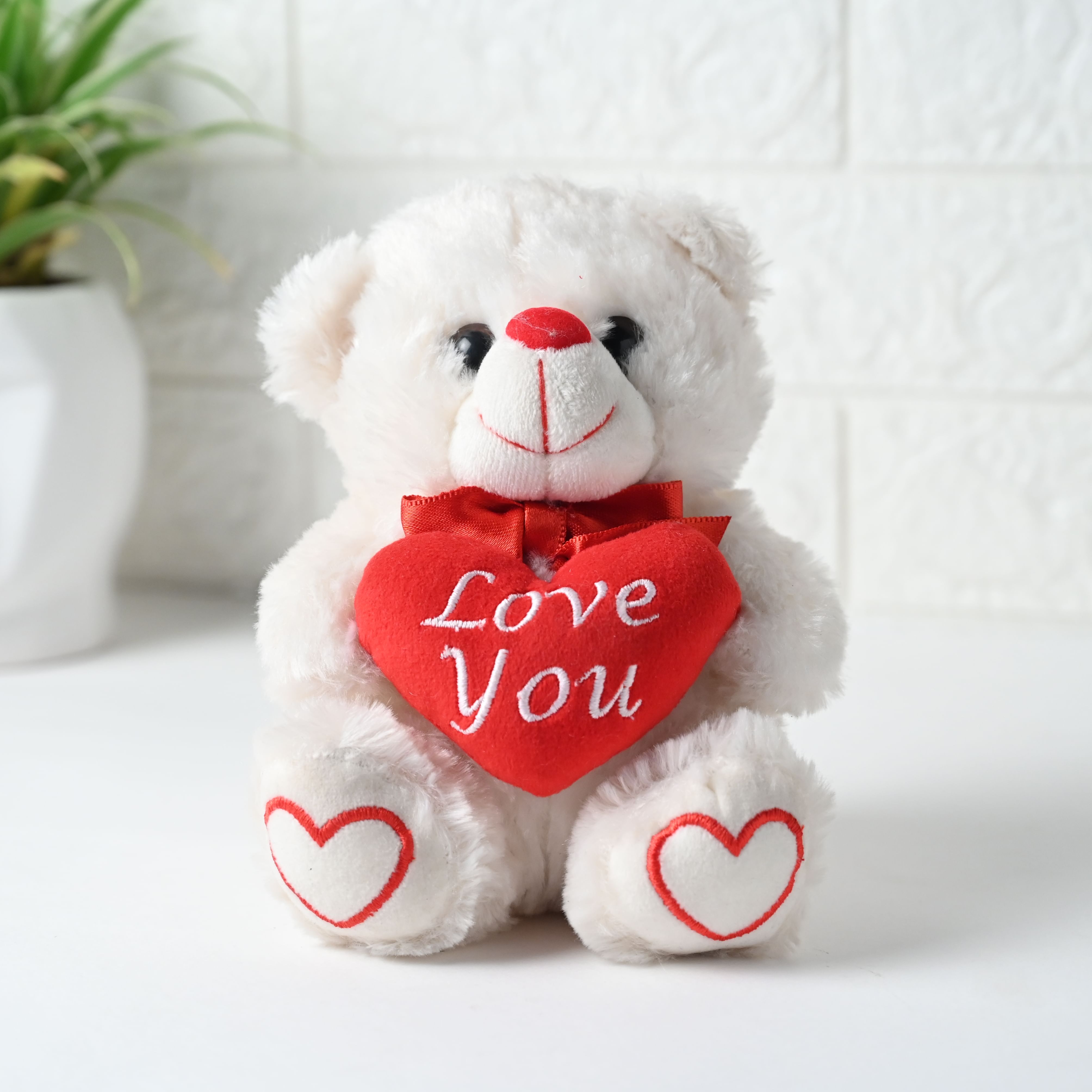 White Teddy With Heart (8 Inches)