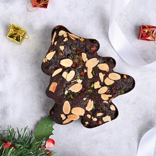 Tree Shaped Xmas Plum Cakes Online