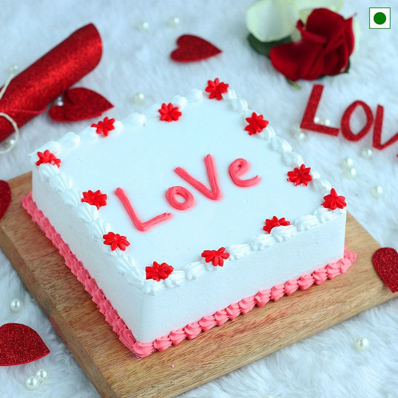 Vanilla Eggless Cake Online